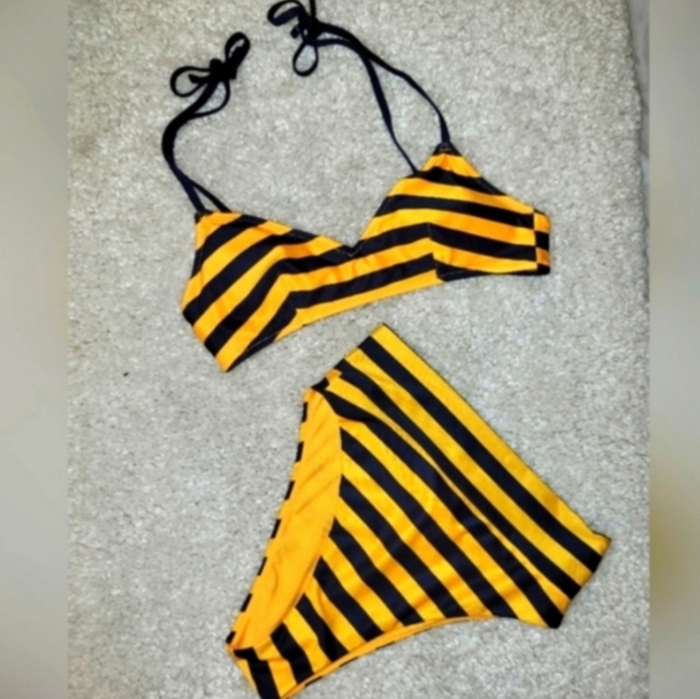 AERIE high Waist Striped BIKINI with Shoulder Tie Top. Size M